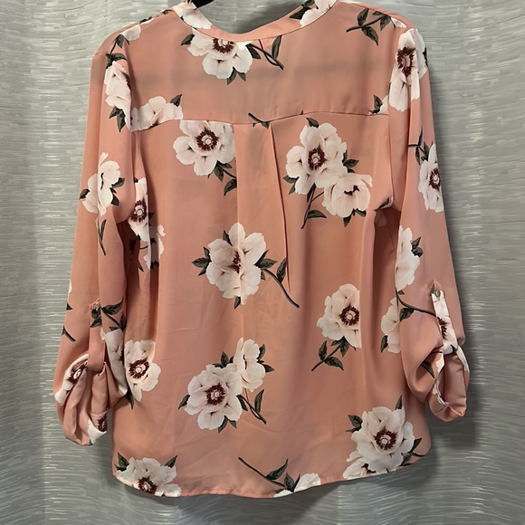 Pink floral blouse - Picture 2 of 2